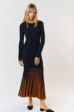 Pomila Knit Long Sleeve Contrast Maxi Dress