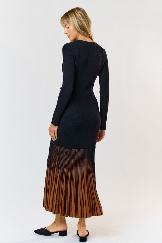 Pomila Knit Long Sleeve Contrast Maxi Dress