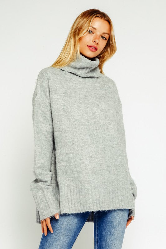 Embry Turtle Neck Sweater - Grey