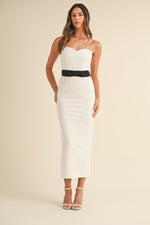 Nala Sweetheart Neckline Strapless Bodycon Midi Dress