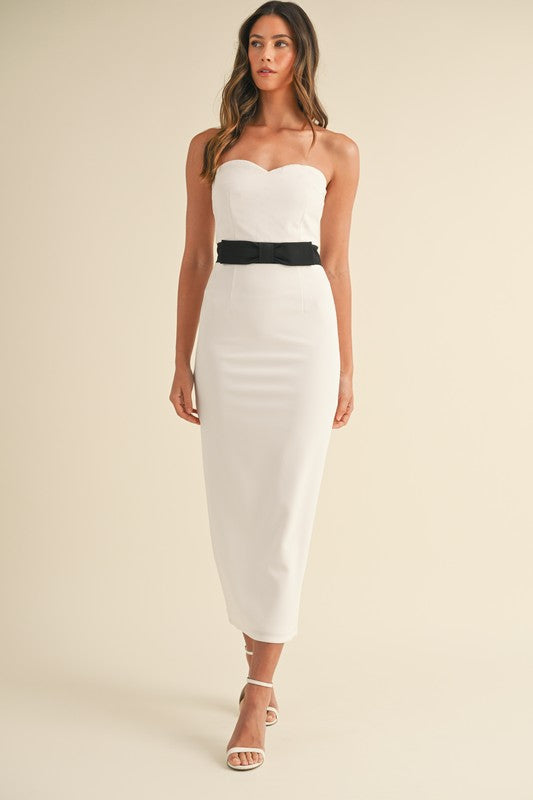 Nala Sweetheart Neckline Strapless Bodycon Midi Dress