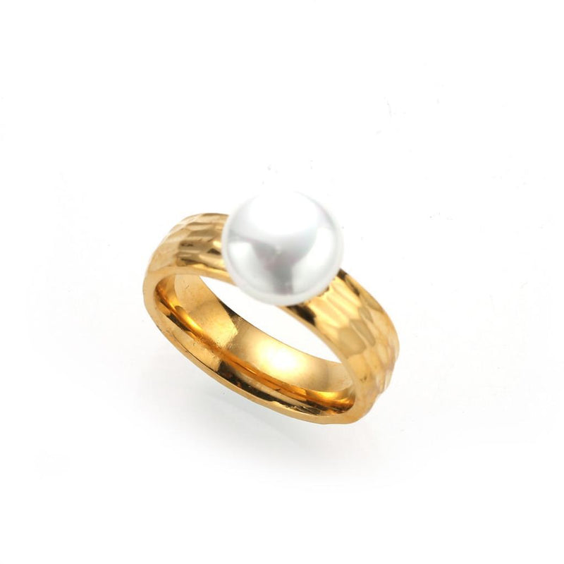 Xolani Hammered Single Pearl Ring